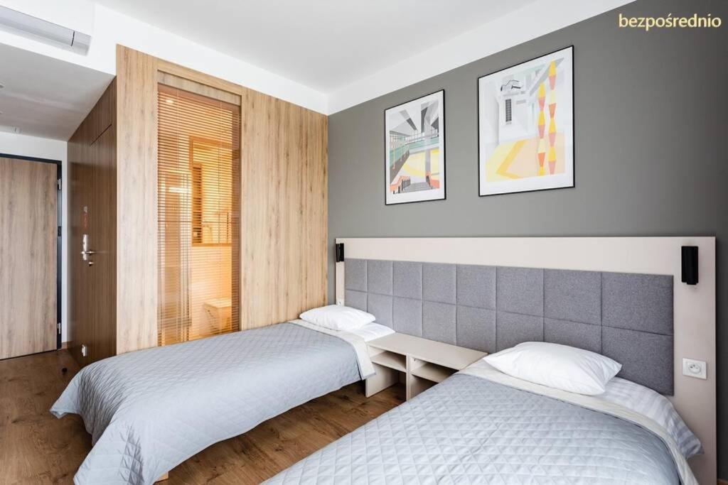 Apartament W Warszawie Dedykowany Parking Podziemny W Cenie, Wifi, Blisko Centrum New Apartment In Warsaw Finished To A High Specification Fitted Out To A High Standard On The 7Th Floor, Wifi, Underground Parking Price Included Extérieur photo