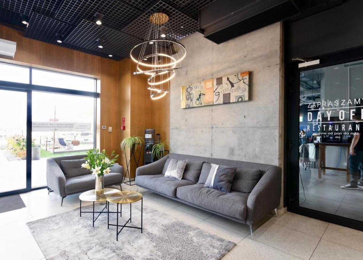 Apartament W Warszawie Dedykowany Parking Podziemny W Cenie, Wifi, Blisko Centrum New Apartment In Warsaw Finished To A High Specification Fitted Out To A High Standard On The 7Th Floor, Wifi, Underground Parking Price Included Extérieur photo