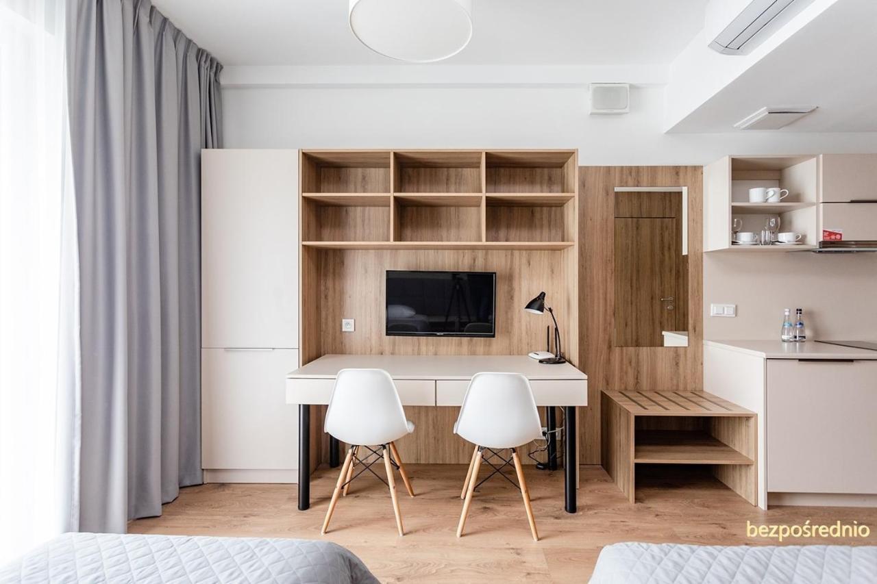 Apartament W Warszawie Dedykowany Parking Podziemny W Cenie, Wifi, Blisko Centrum New Apartment In Warsaw Finished To A High Specification Fitted Out To A High Standard On The 7Th Floor, Wifi, Underground Parking Price Included Extérieur photo