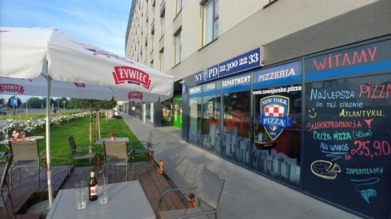 Apartament W Warszawie Dedykowany Parking Podziemny W Cenie, Wifi, Blisko Centrum New Apartment In Warsaw Finished To A High Specification Fitted Out To A High Standard On The 7Th Floor, Wifi, Underground Parking Price Included Extérieur photo
